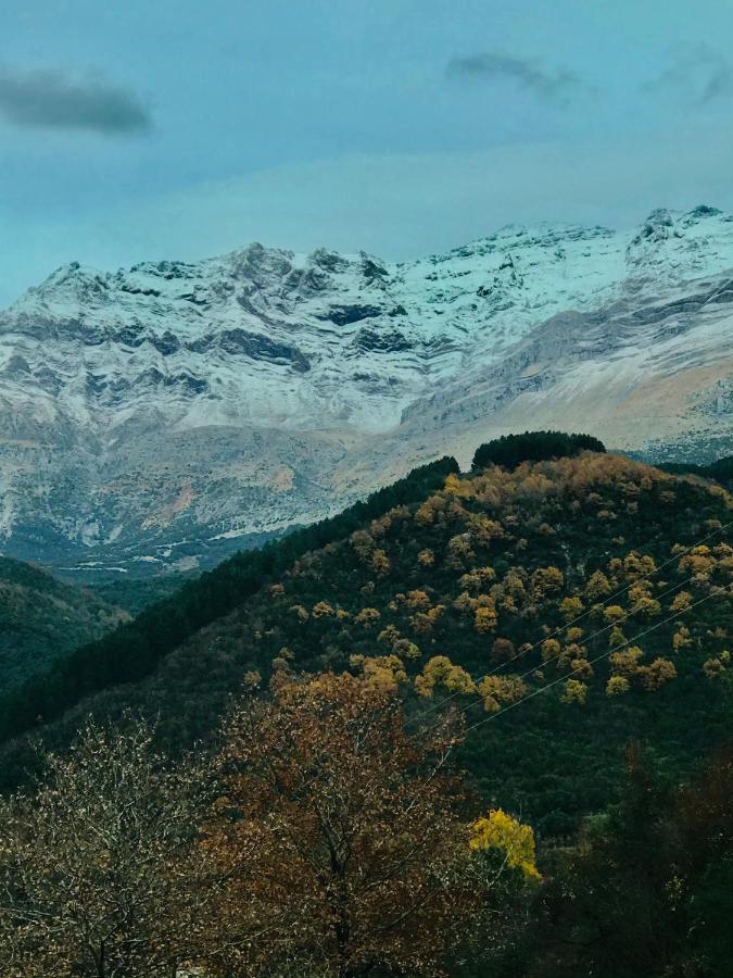 Villa Theasis-Igloo Pramanta Esterno foto