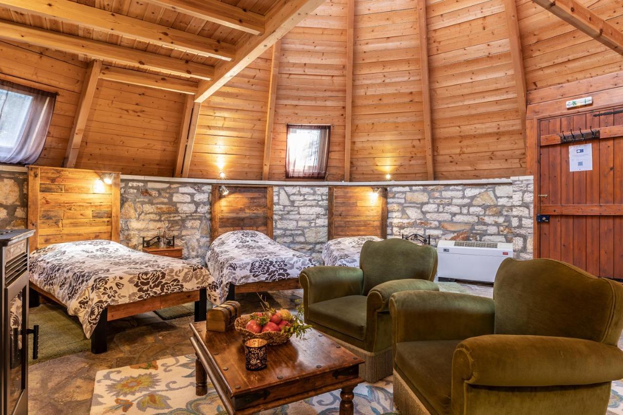 Villa Theasis-Igloo Pramanta Esterno foto