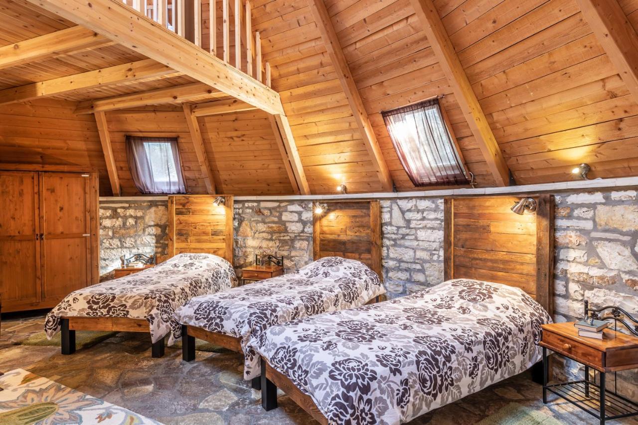 Villa Theasis-Igloo Pramanta Esterno foto
